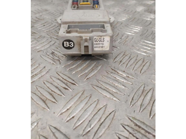 Блок предохранителей 911703E920   KIA Sorento    