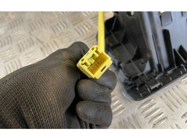 Подушка безопасности пассажира    Subaru Forester SG