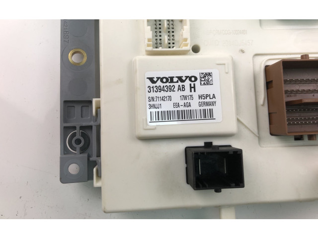 Блок предохранителей 31394392AB Volvo XC90
