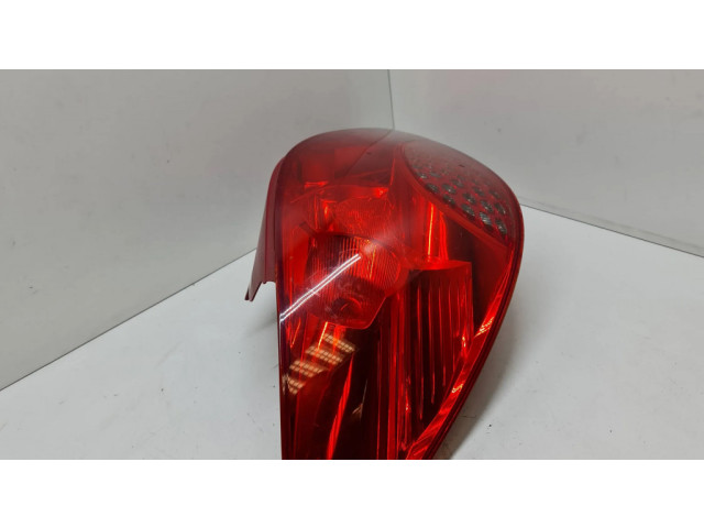 Задний фонарь  9649986680    Peugeot 207   