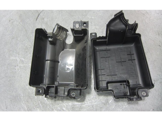 Блок предохранителей 51839436   Opel Combo D    