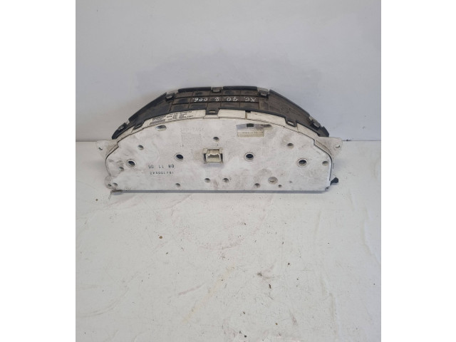 Přístrojová deska Volvo XC70 2006 30746102, 8602885