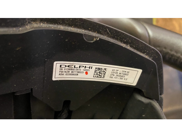 Руль Citroen C4 II Picasso  2013-2018 года 96777865ZD, 622809600B      