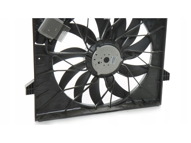 Вентилятор радиатора     A1645000093, A1645000093    Mercedes-Benz GL X164 