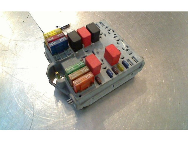   Pojistková skříňka    Fiat Punto (188) 2001