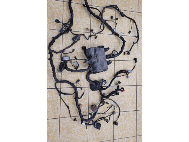 Блок предохранителей  FL3T12A581, FL3T12A581CLG   Ford F150    