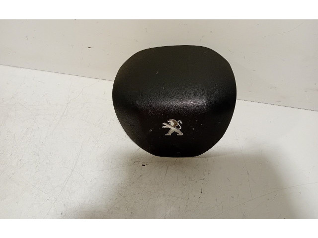 Подушка безопасности водителя 96728484ZD Peugeot 208