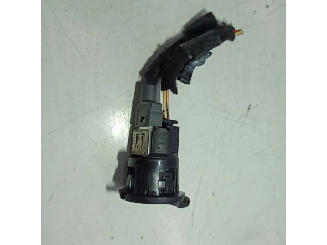 Блок управления 96647952777   Citroen C-Elysée