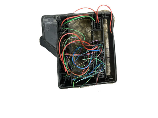 Pojistková skříňka 1378900 BMW 5 E34 1995