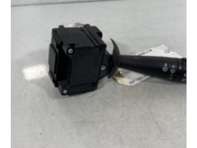 Ручка стеклоочистителей    Dacia Dokker