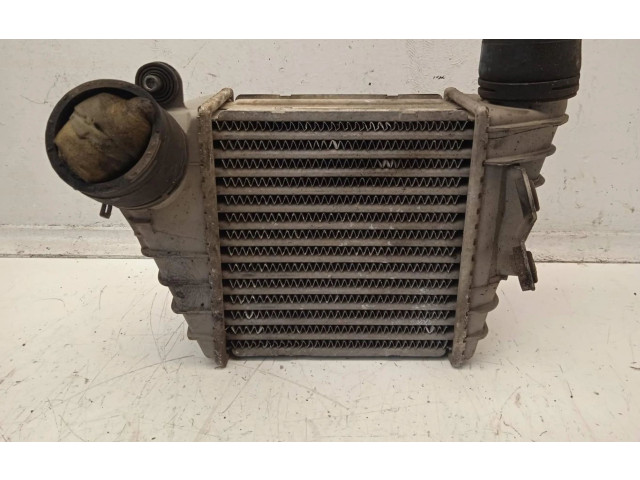 Интеркулер  1J0145805D   Audi A3 S3 8L 