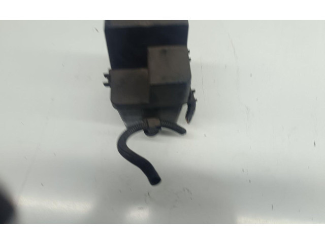 Блок предохранителей 1J0941389B   Audi A3 S3 8L    