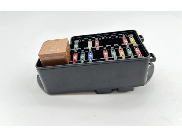 Блок предохранителей LJG2800CC Jaguar XK8 - XKR