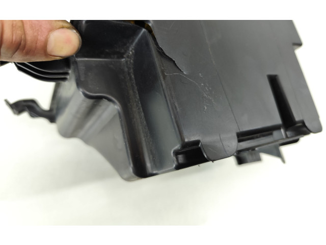 Блок предохранителей 9804681980 Citroen Berlingo