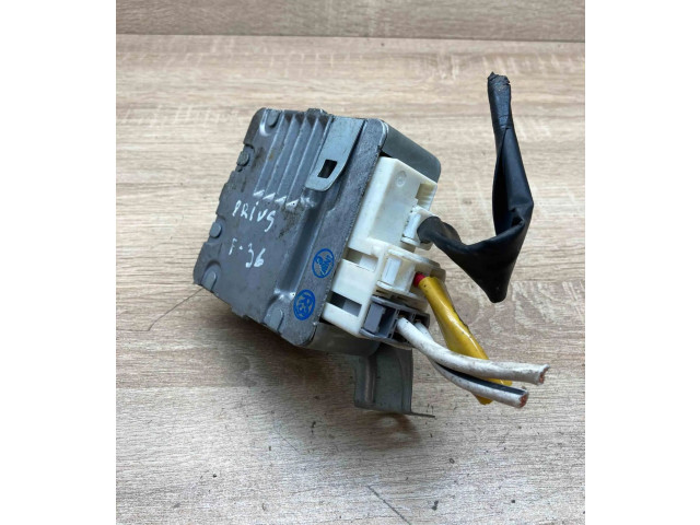 Блок управления коробкой передач 8965047092, 1129001091   Toyota Prius (XW20)