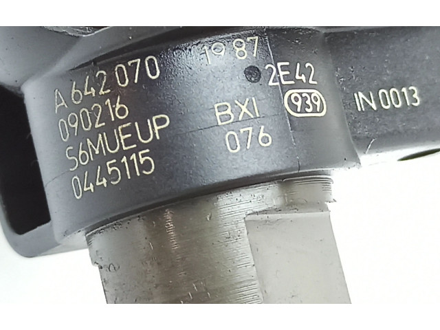 Жиклер (жиклеры) (форсунка (форсунки) A6420701987   Mercedes-Benz R W251