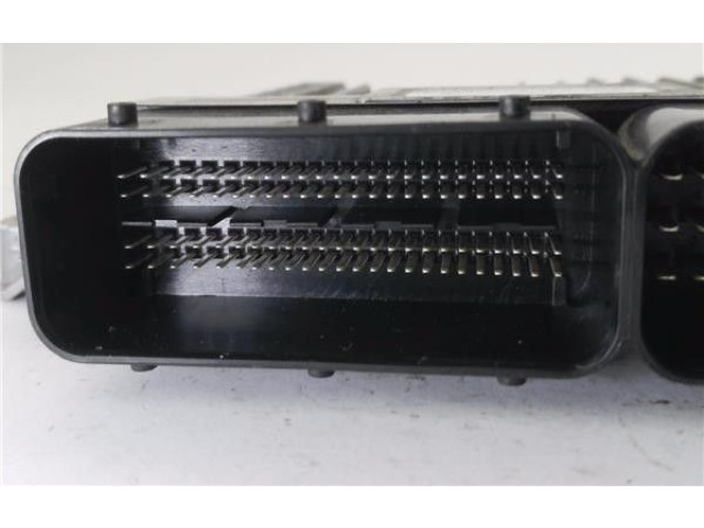 Řídící jednotka 391044X910, 28070389   KIA Carnival 2006