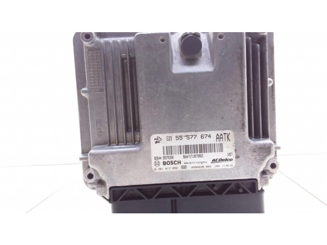 Блок управления двигателя 55577674, 0281017452   Opel Insignia A