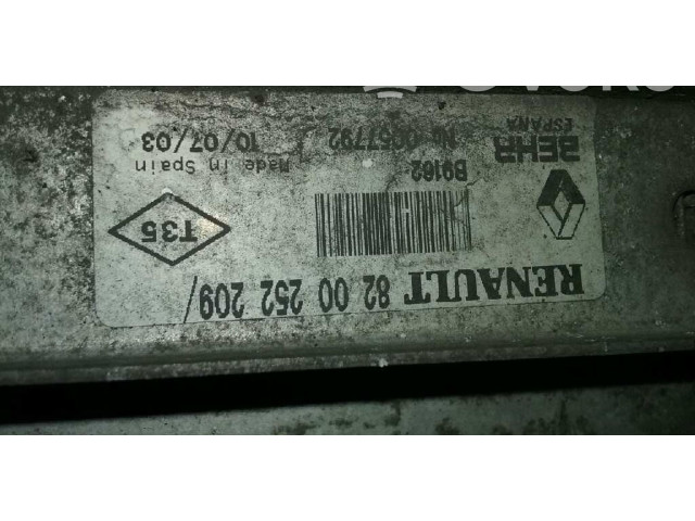 Интеркулер 8200252209 Renault Clio II