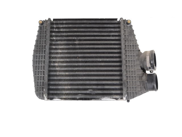 Интеркулер 16474839 Maserati Ghibli