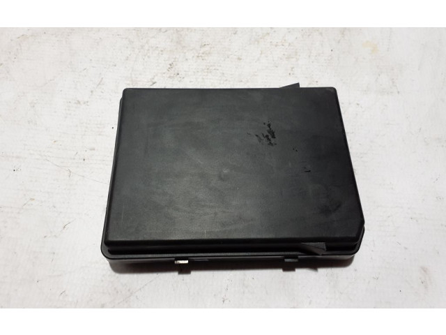 Блок предохранителей 284B71965R Dacia Jogger