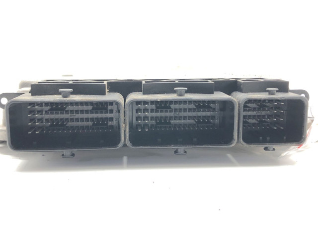 Vstřikovací lišta    Nissan Note (E12)     