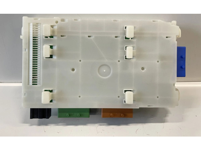 Блок предохранителей  30765624AE, 30765624AE   Volvo V70    
