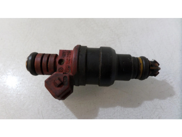 Vstřikovač 280150778 BMW 7 E38 pro benzínový motor 3.0