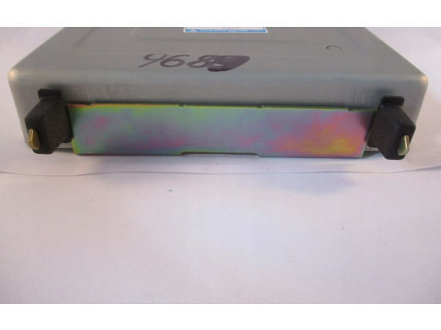 Řídící jednotka MD172004, K8T78971 Mitsubishi Space Wagon 1992