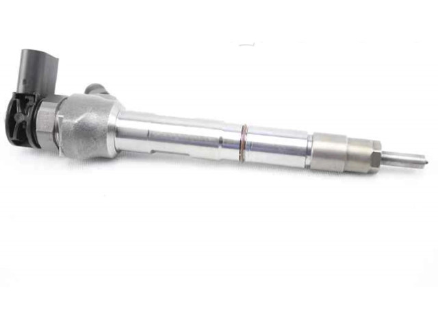Форсунка 05L130277E    Skoda Octavia Mk4   