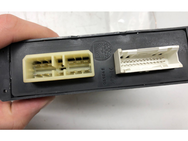 Řídící jednotka 462000500 Audi A6 S6 C4 4A 1994