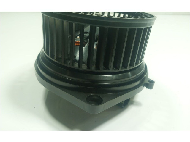 Вентилятор печки    64119382861, 10238001   BMW X3 G01