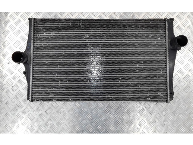 Интеркулер 8743870 Volvo XC90 2.5