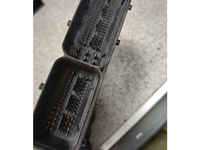 Блок управления двигателя 03G906016FF, 0281011905   Audi A3 S3 A3 Sportback 8P