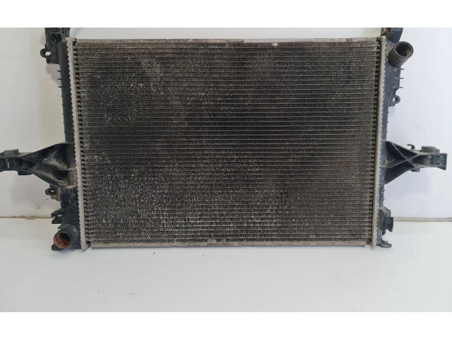 Радиатор охлаждающей жидкости 876118U, 08217448 Volvo V70 2007