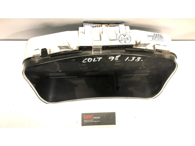 Панель приборов MR390656, 237610 Mitsubishi Colt