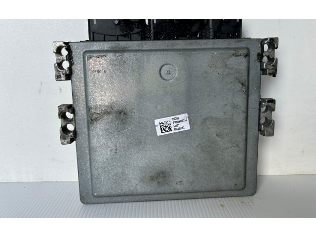 Блок управления впрыском 5180095104, 237101066R Dacia Duster