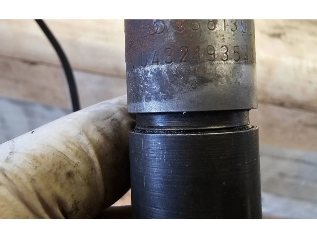 Форсунка 038130202E, 0432193543G Skoda Octavia Mk1 (1U)