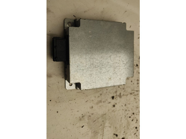 Радио/ проигрыватель CD/DVD / навигация    Alfa Romeo Giulietta