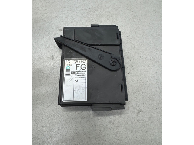 Блок комфорта 330518684, 13236032 Opel Combo C