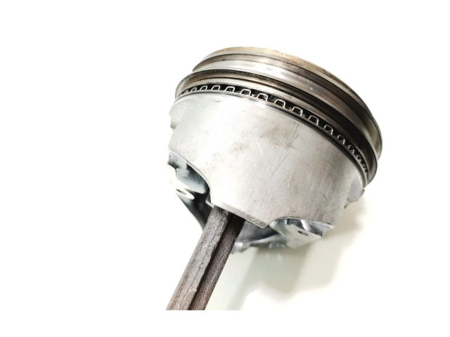 Píst Chevrolet Corvette L48