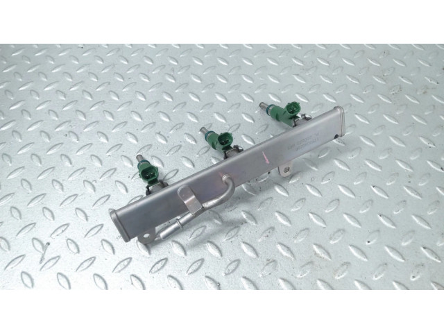 Комплект форсунок 16608494R, 175204021R    Dacia Sandero для бензинового двигателя  1