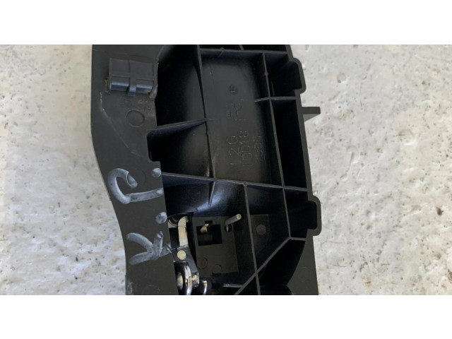 Внутренняя ручка