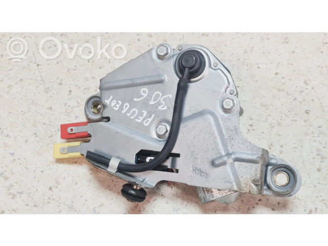 Стеклоочиститель заднего стекла