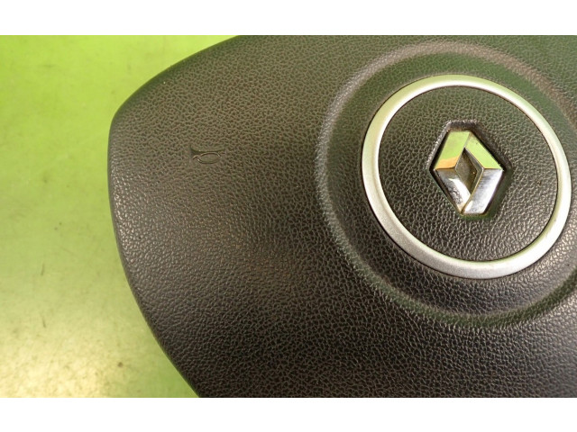 Подушка безопасности водителя 8200677493 Renault Clio III