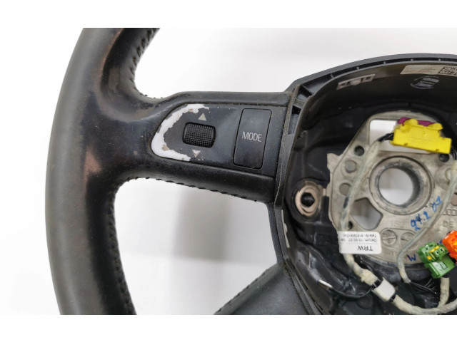 Volant Audi Q7 4L 2007 4F0124  