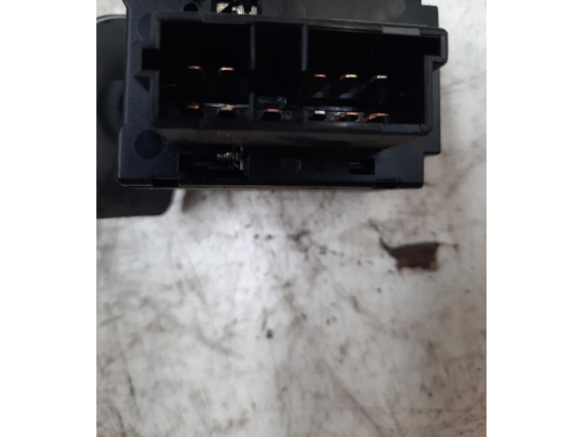 Ручка стеклоочистителей 623961 Citroen Xsara Picasso