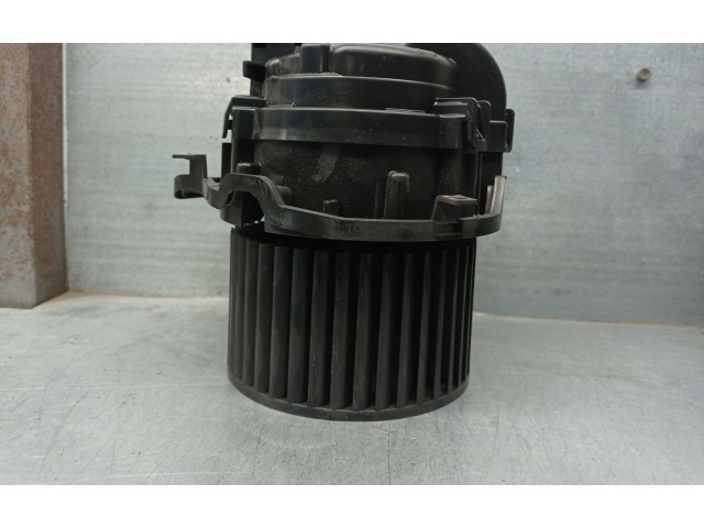 Вентилятор печки 272109977R, 272109977R Dacia Jogger