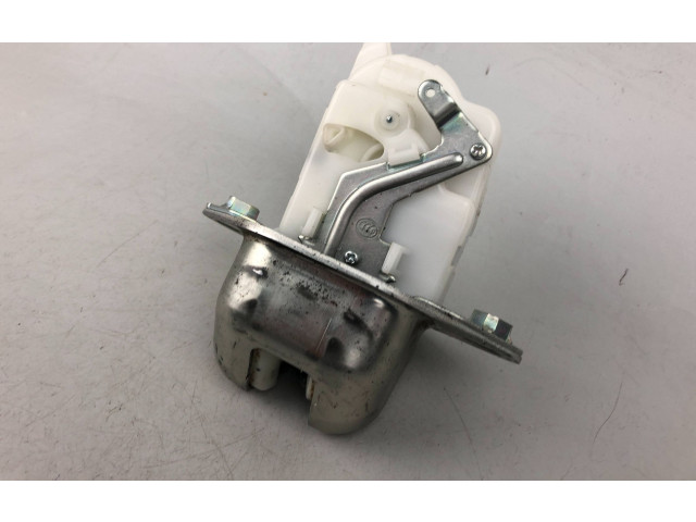 Zámek zadních dveří Subaru Outback (BS) 2015