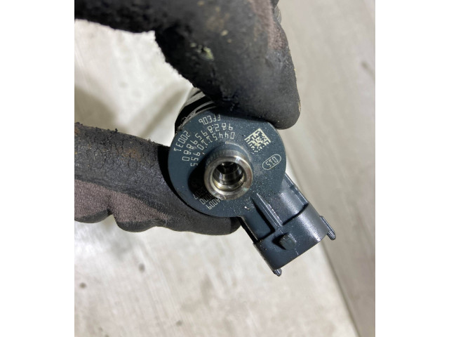 Форсунка 9828959880    Citroen C3 Aircross   